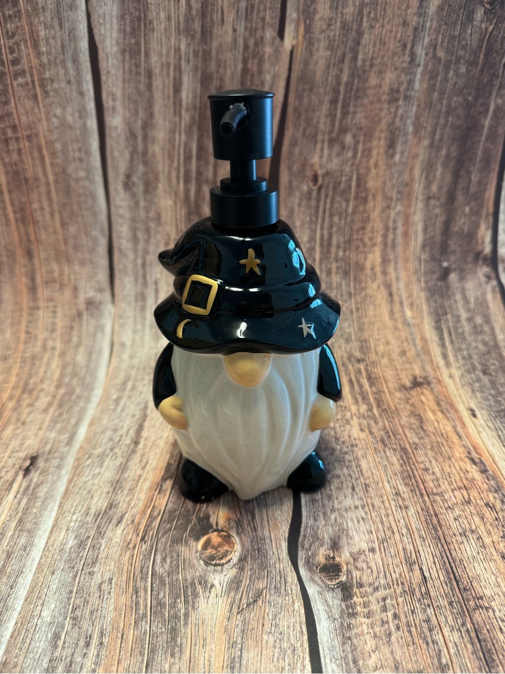 Preowned Halloween Gnome 8"x5" Soap Dispenser Item #PHK7623